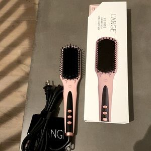 L’ange hot brush straightener